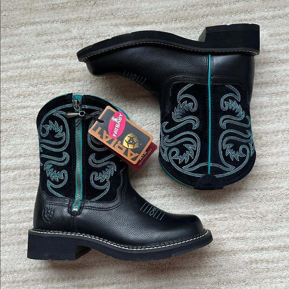 NWT Ariat Fatbaby Zip Western Boots Black w Blue Stitching Style 10008741 Size 6